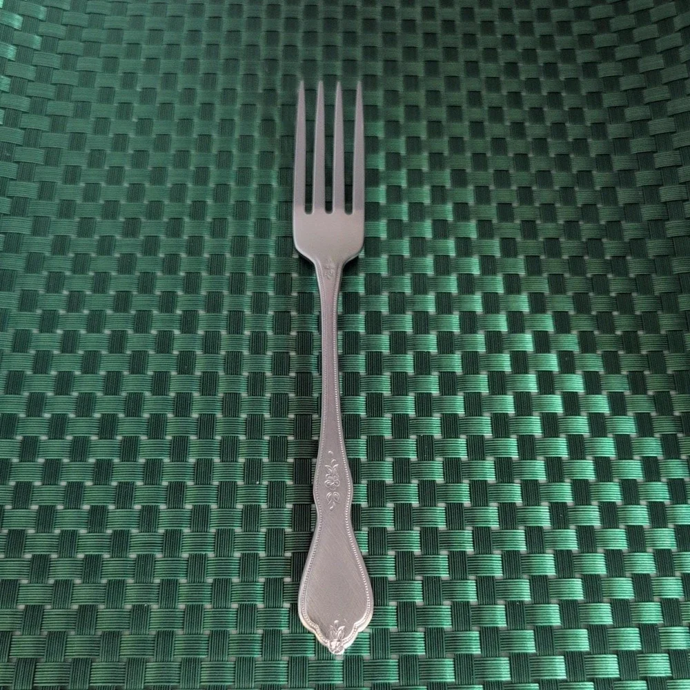 1 Oneida MORNING BLOSSOM Dinner Fork Single Fork Stainless Burnished Floral USA